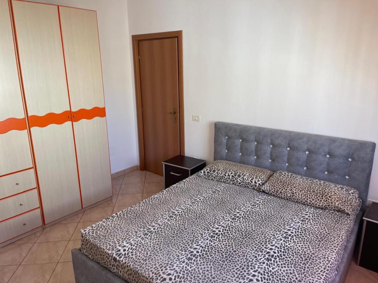 Appartamento Luce Durrës Exterior foto